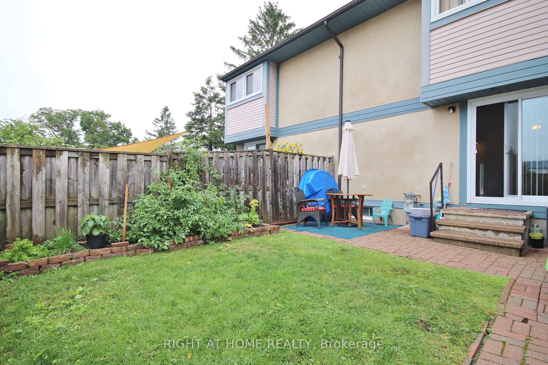 Photo 28 of Unit 27, 3250 Uplands Drive, Ottawa, Hunt Club — HOMEH