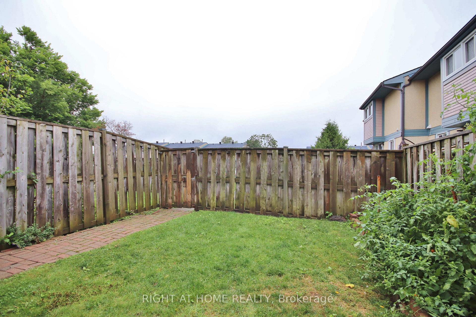 Photo 30 of Unit 27, 3250 Uplands Drive, Ottawa, Hunt Club — HOMEH