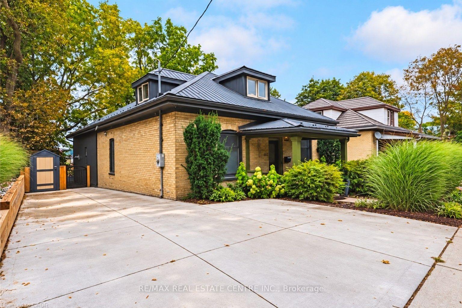 Photo of 103 Courtney Street