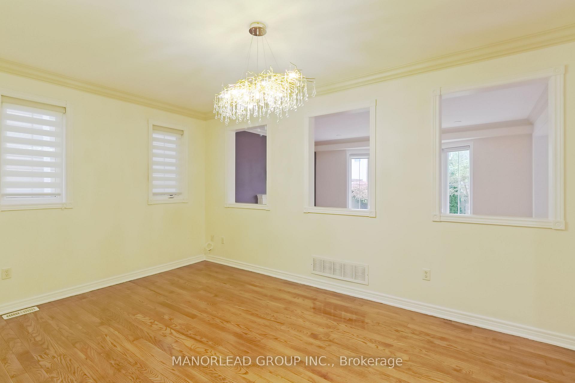 Photo 6 of 98 Holsted Drive, Whitby, Brooklin — HOMEH