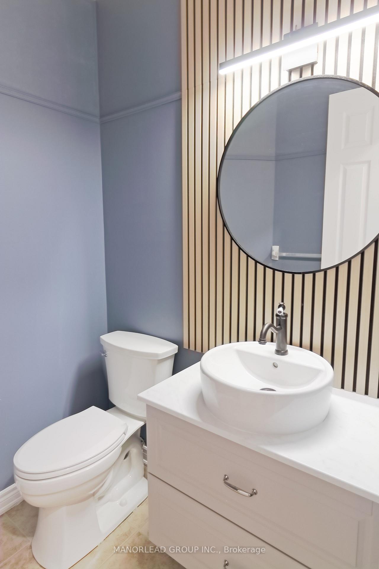 Photo 17 of 98 Holsted Drive, Whitby, Brooklin — HOMEH