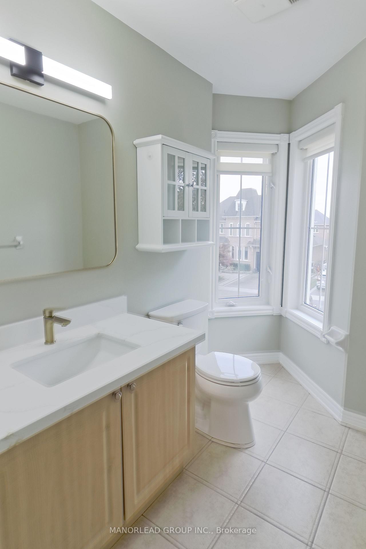 Photo 30 of 98 Holsted Drive, Whitby, Brooklin — HOMEH