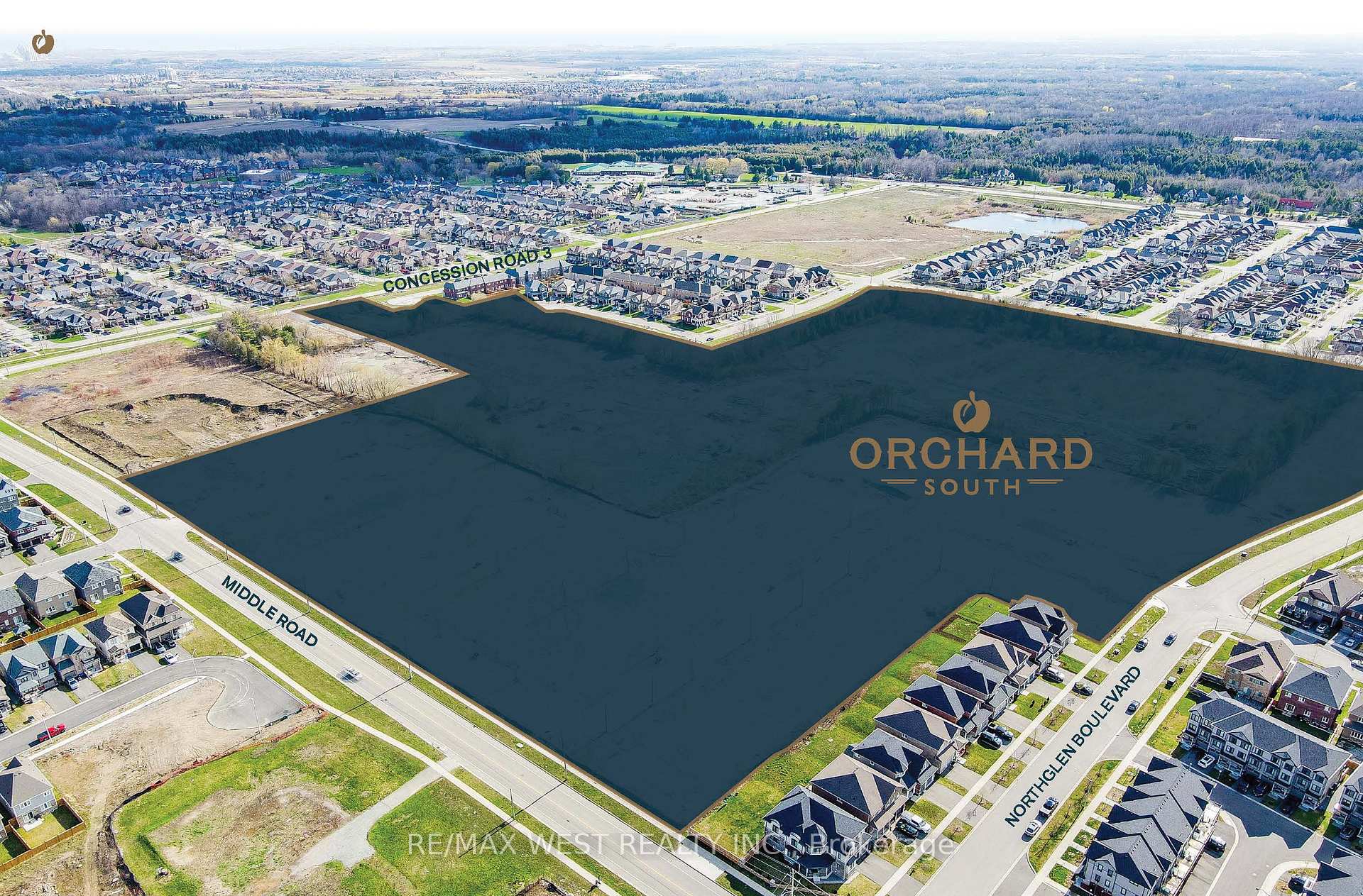 Photo 2 of 127 Northglen Boulevard, Clarington, Bowmanville — HOMEH