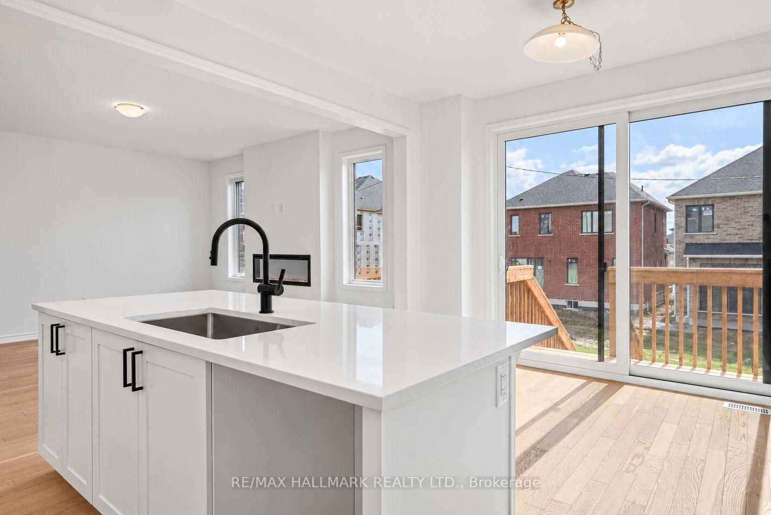 Photo 21 of 51 Gretzky Avenue, Barrie, Rural Barrie Southeast — HOMEH