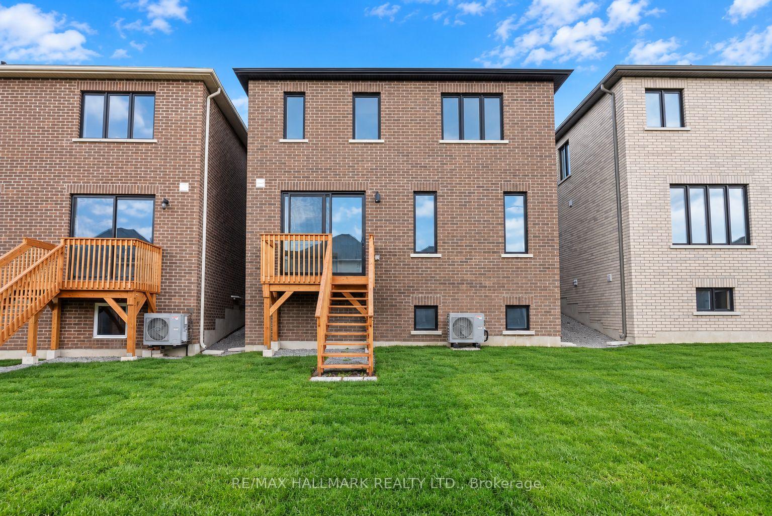 Photo 61 of 51 Gretzky Avenue, Barrie, Rural Barrie Southeast — HOMEH