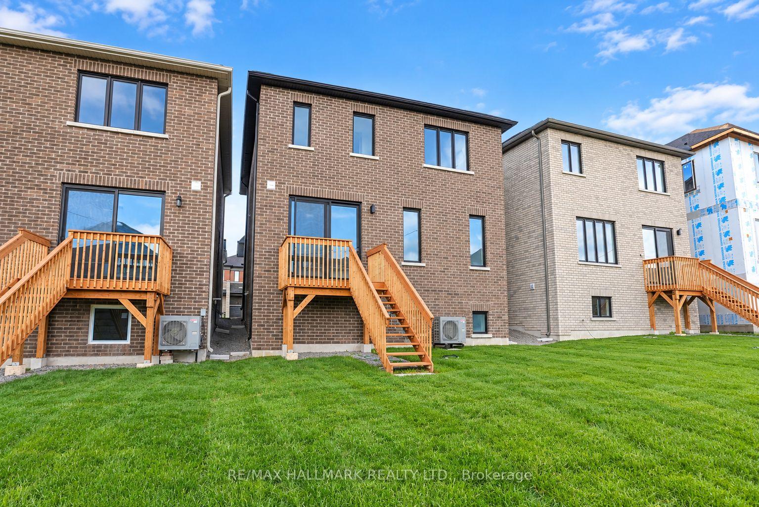 Photo 63 of 51 Gretzky Avenue, Barrie, Rural Barrie Southeast — HOMEH