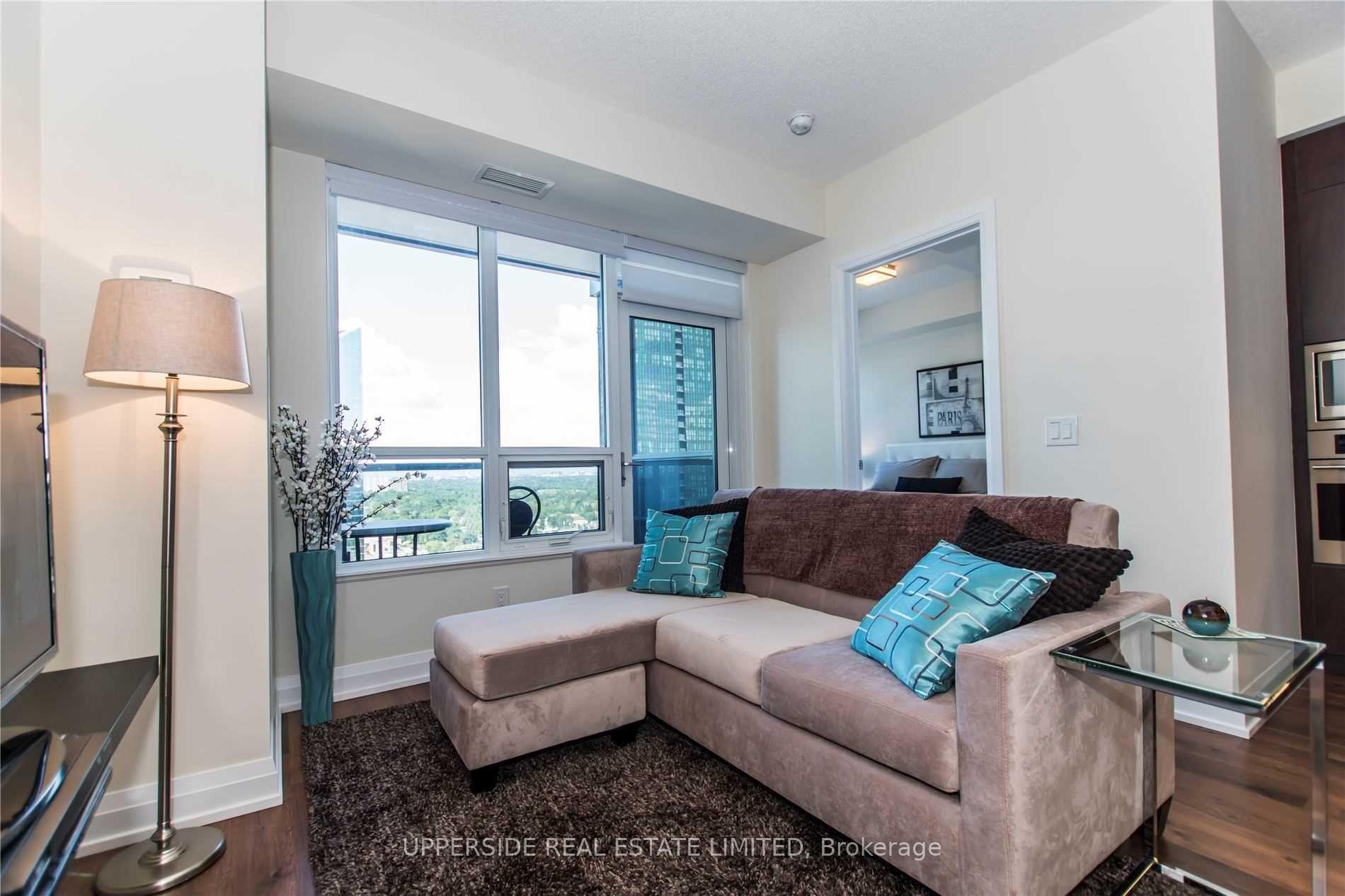 Photo 3 of Unit 1919, 5 Sheppard Avenue E, North York, Willowdale East — HOMEH