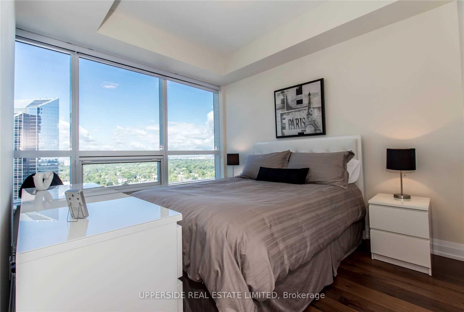 Photo 4 of Unit 1919, 5 Sheppard Avenue E, North York, Willowdale East — HOMEH