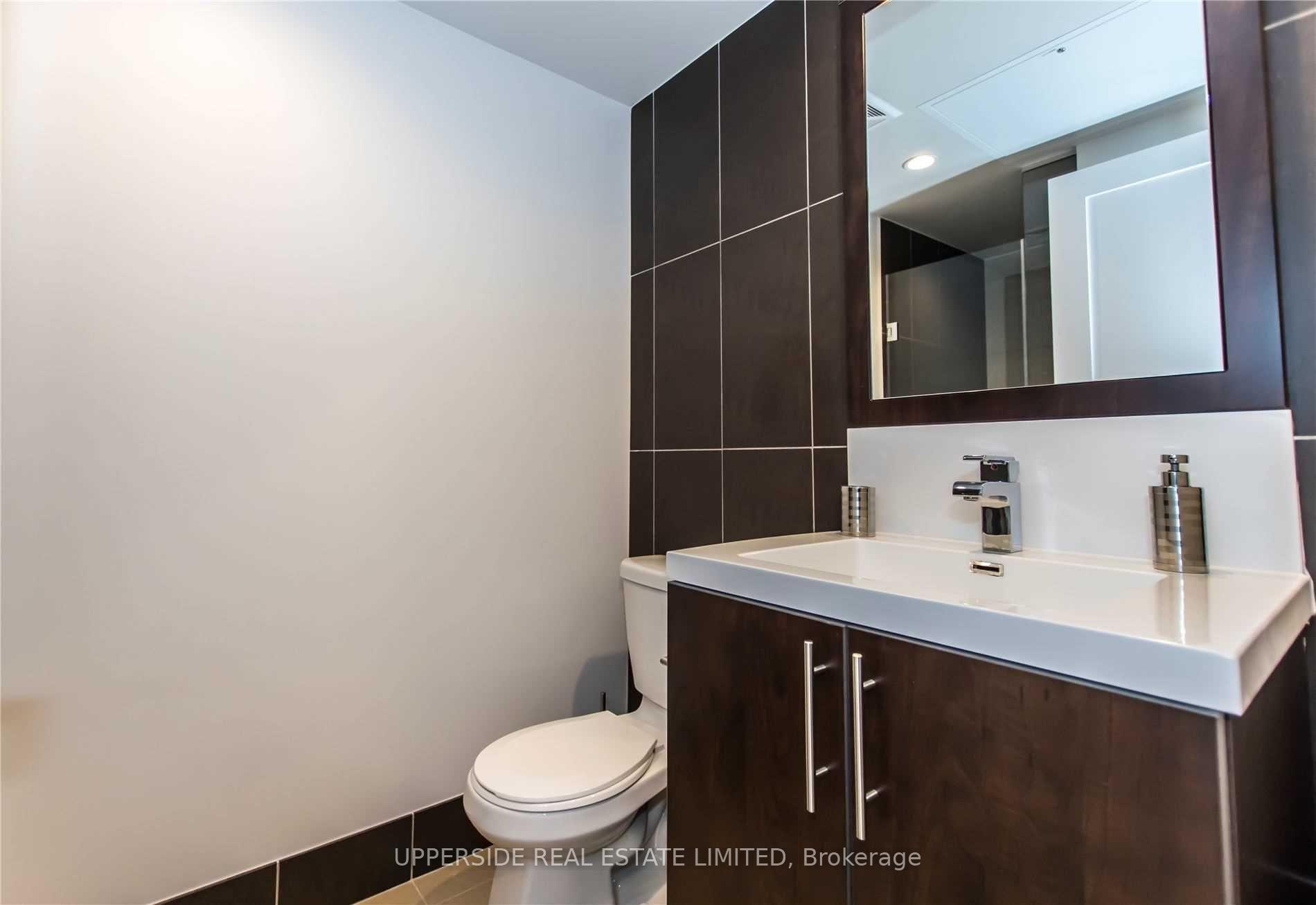 Photo 5 of Unit 1919, 5 Sheppard Avenue E, North York, Willowdale East — HOMEH