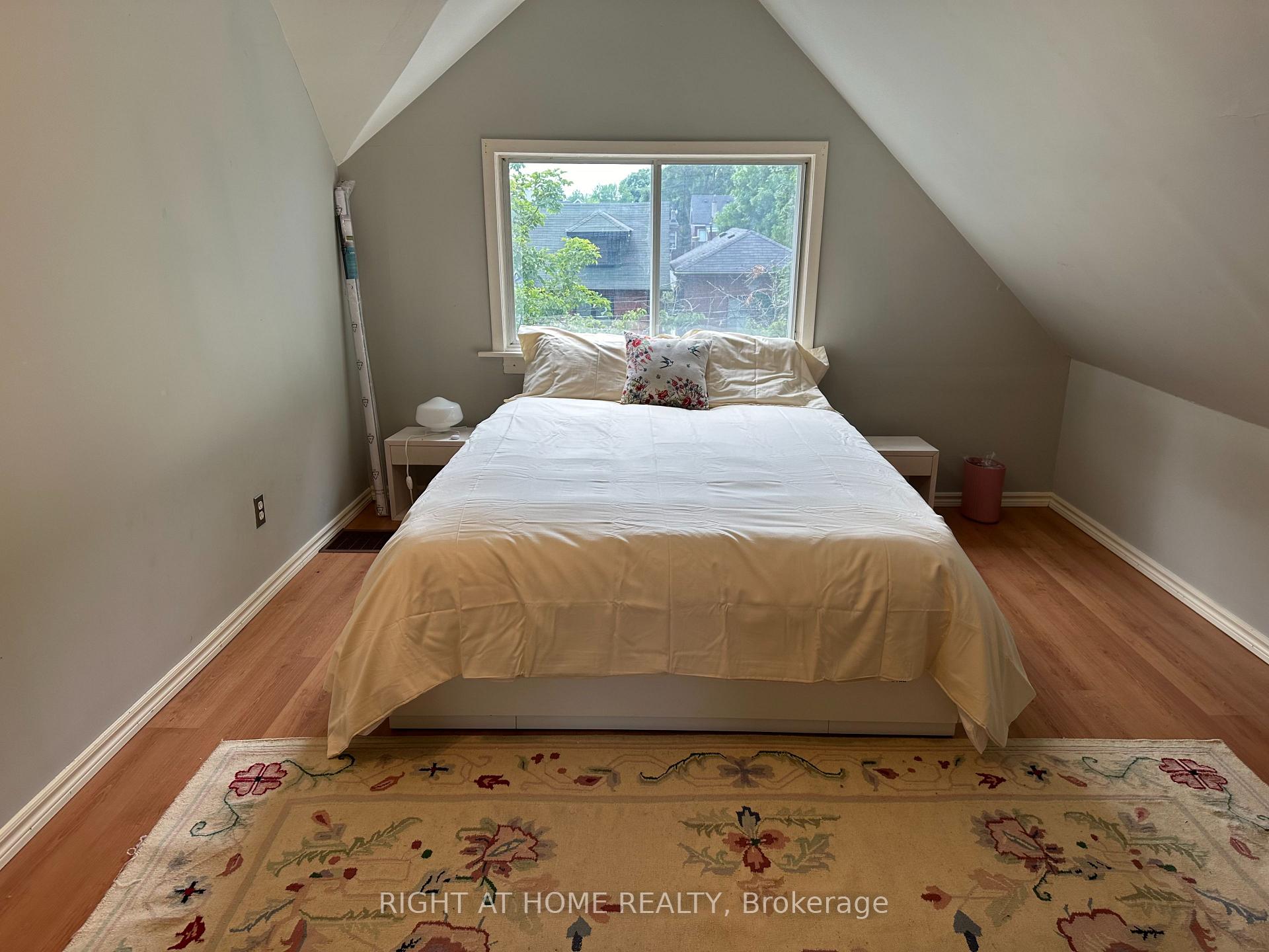 Photo 4 of Unit Apt A, 483 Manning Avenue, Toronto, Palmerston-Little Italy — HOMEH