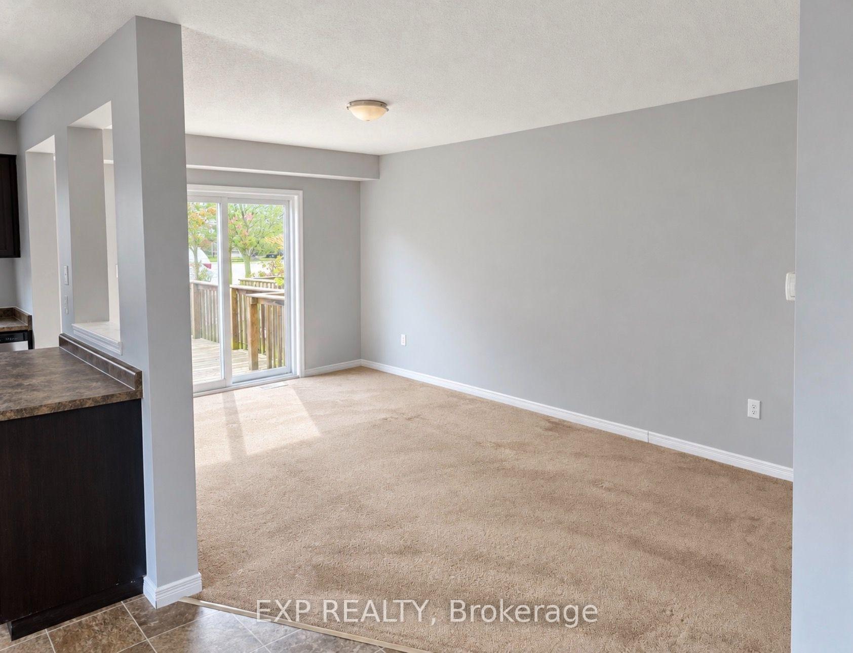 Photo 9 of Unit B5, 6 Upper Mercer Street E, Kitchener, Grand River South — HOMEH