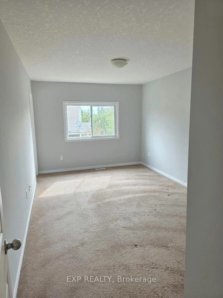 Photo 13 of Unit B5, 6 Upper Mercer Street, Kitchener, Grand River South — HOMEH