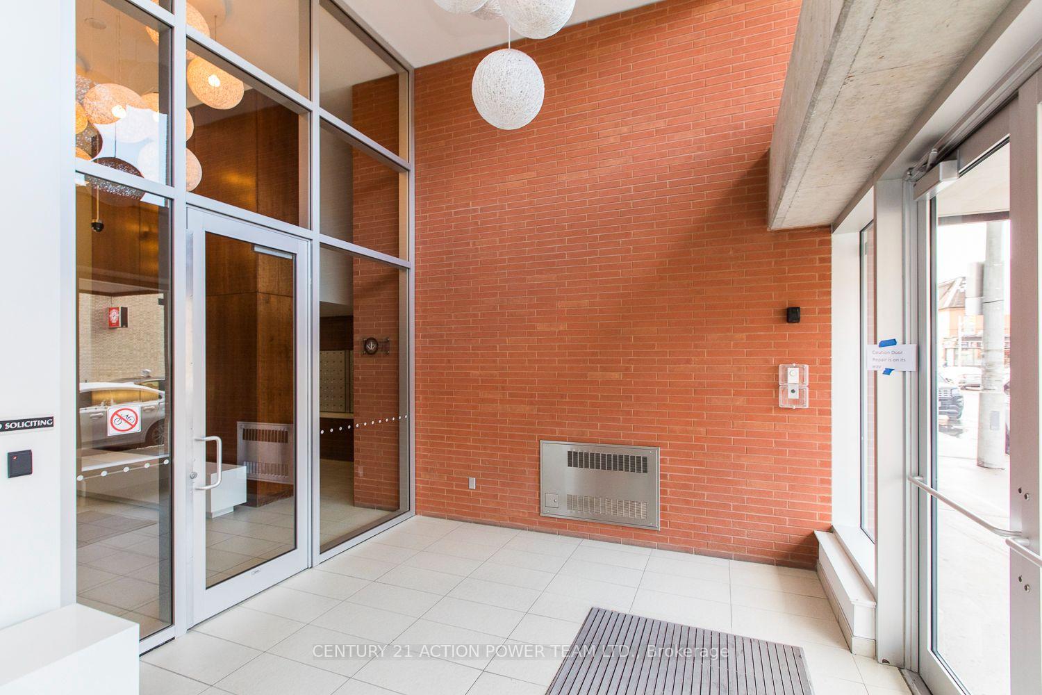 Photo 3 of Unit 707, 354 Gladstone Avenue, Ottawa, Ottawa Centre — HOMEH