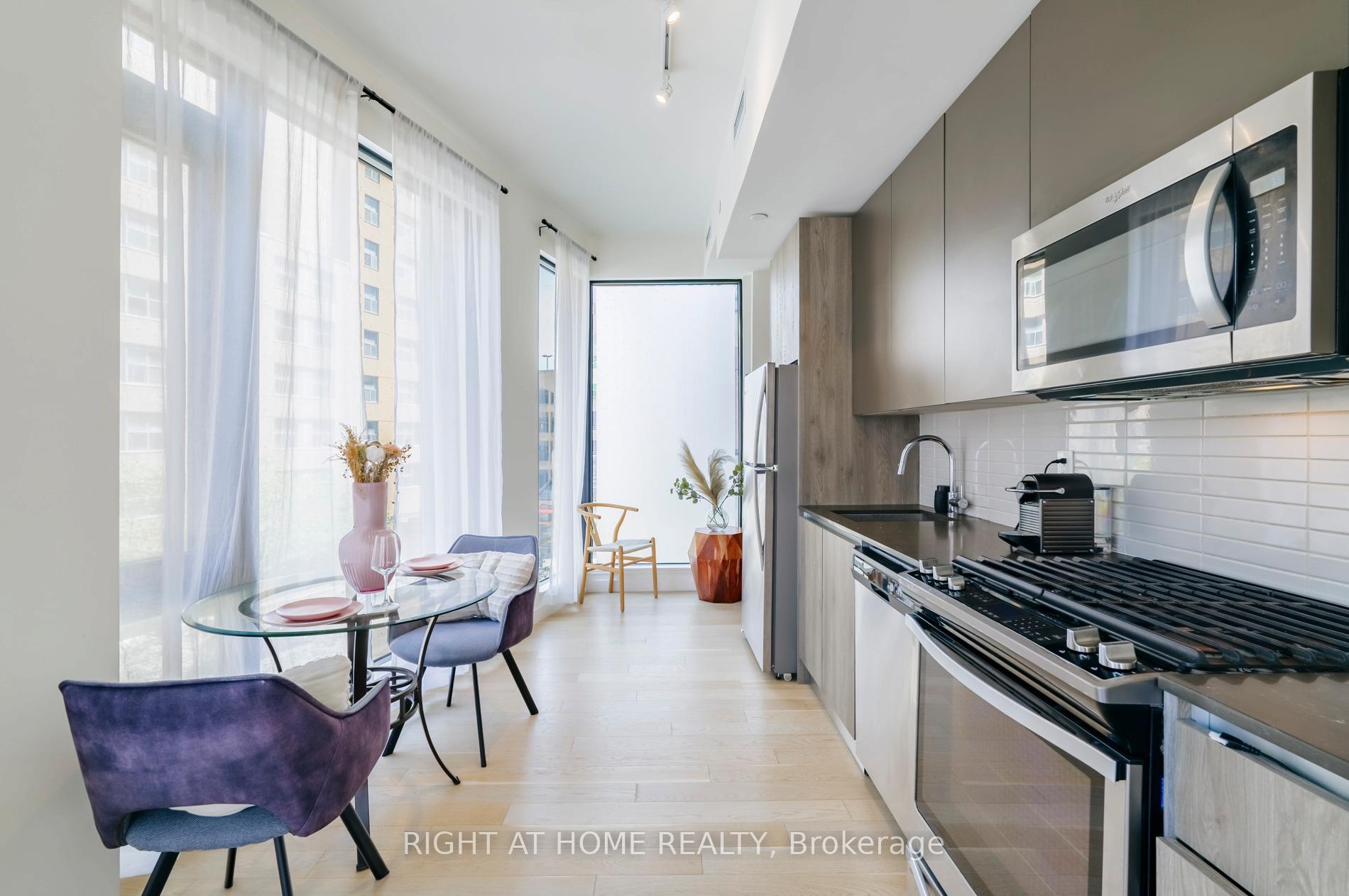 Photo 5 of Unit 210, 2A Church Street, Toronto, Waterfront Communities — HOMEH