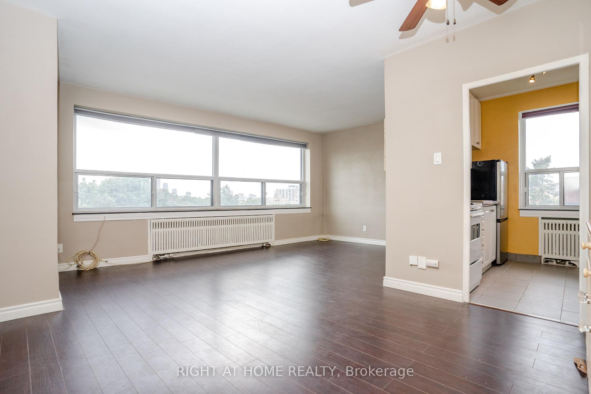 Photo 9 of Unit 502, 2 Ridelle Avenue, Toronto, Forest Hill North — HOMEH
