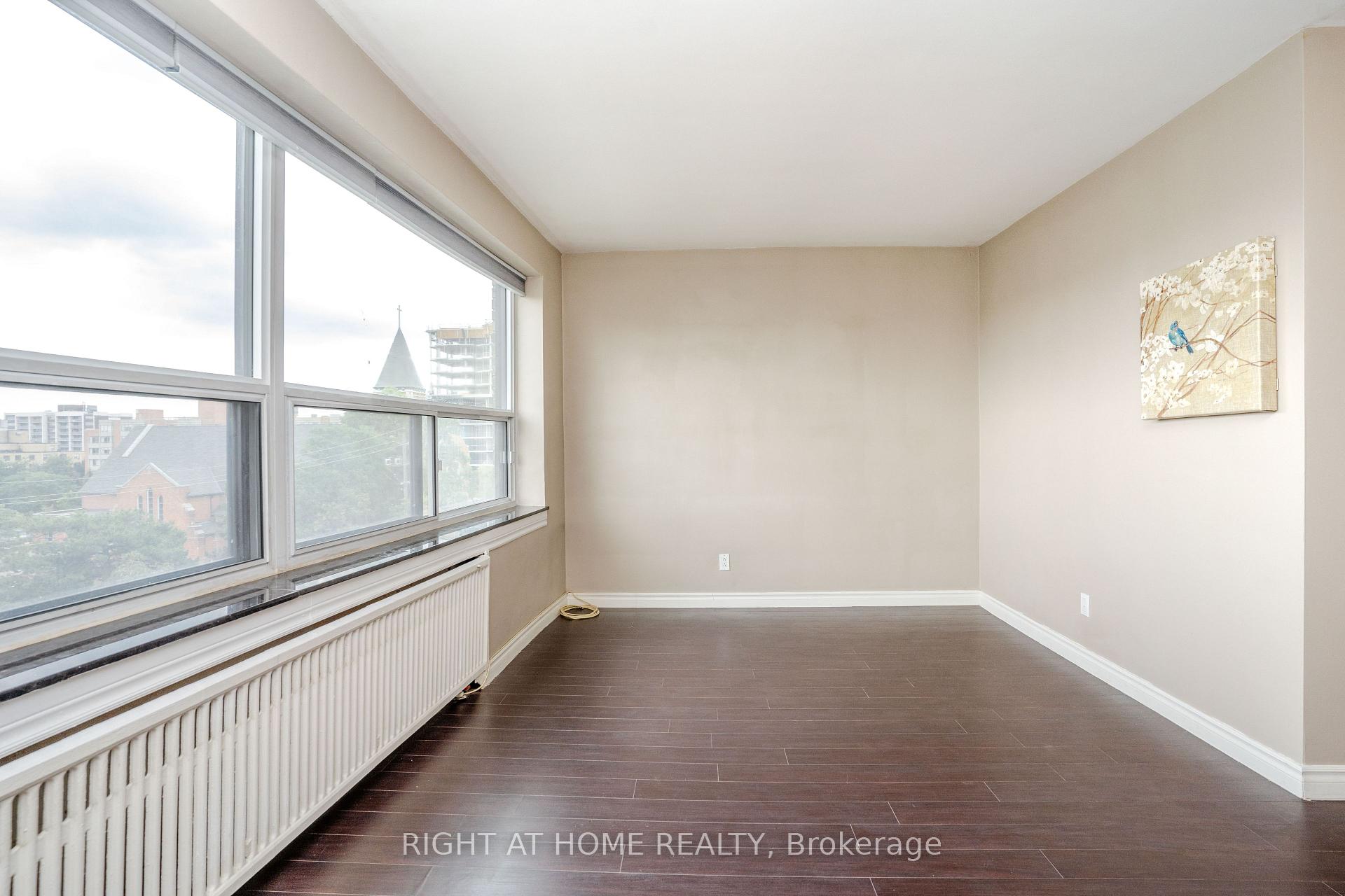 Photo 11 of Unit 502, 2 Ridelle Avenue, Toronto, Forest Hill North — HOMEH