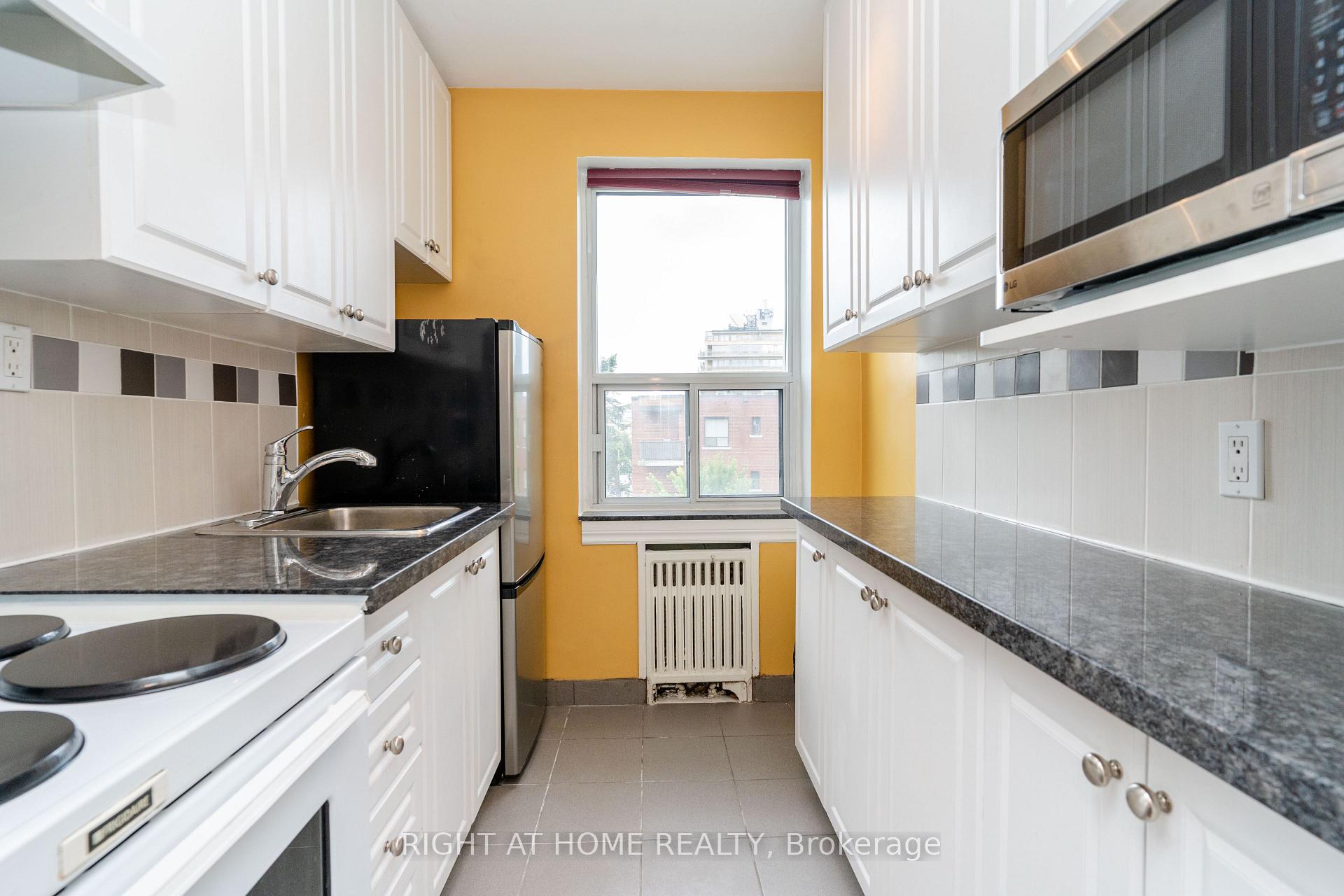 Photo 15 of Unit 502, 2 Ridelle Avenue, Toronto, Forest Hill North — HOMEH