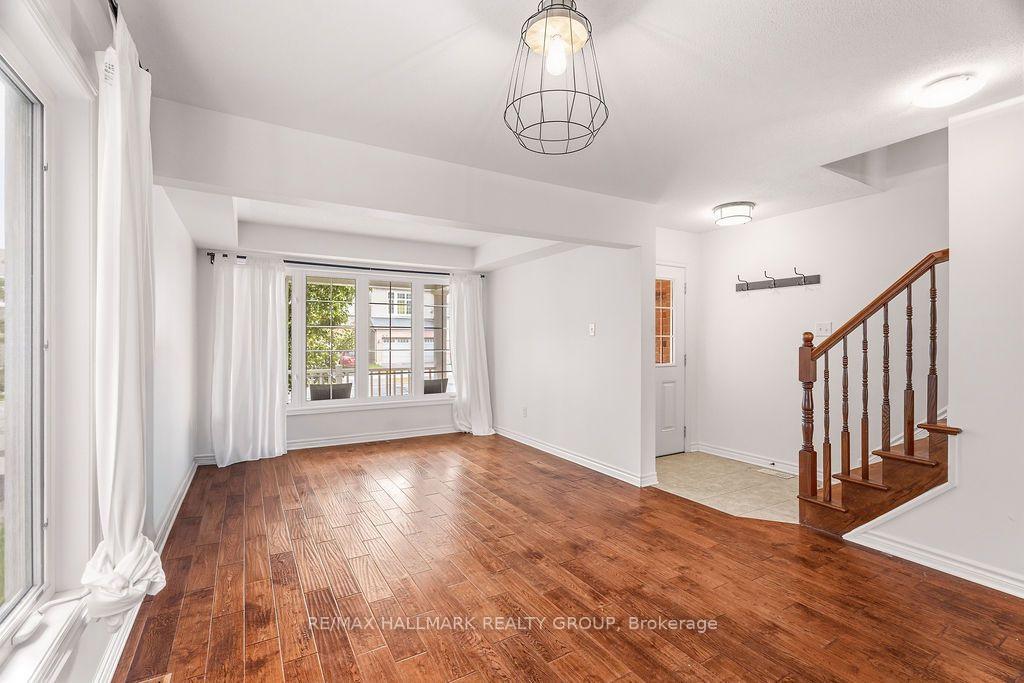 Photo 7 of 2319 River Mist Road, Ottawa, Barrhaven - Half Moon Bay — HOMEH