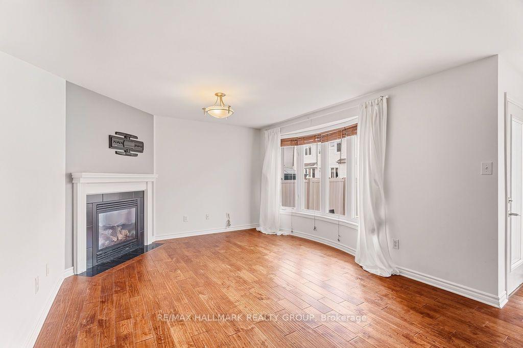 Photo 11 of 2319 River Mist Road, Ottawa, Barrhaven - Half Moon Bay — HOMEH