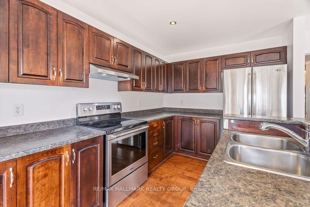 Photo 17 of 2319 River Mist Road, Ottawa, Barrhaven - Half Moon Bay — HOMEH