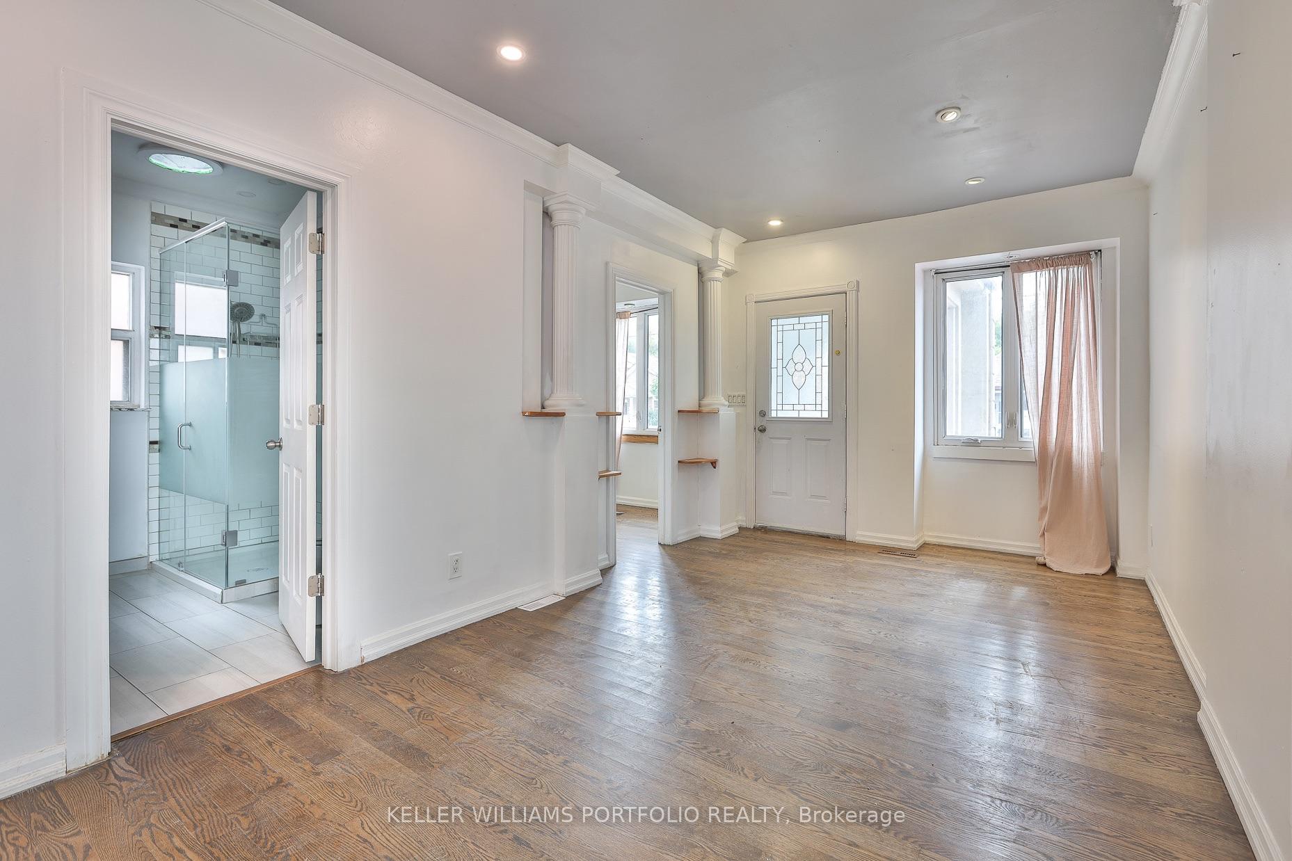 Photo 3 of 106 Clovelly Avenue, Toronto, Oakwood Village — HOMEH