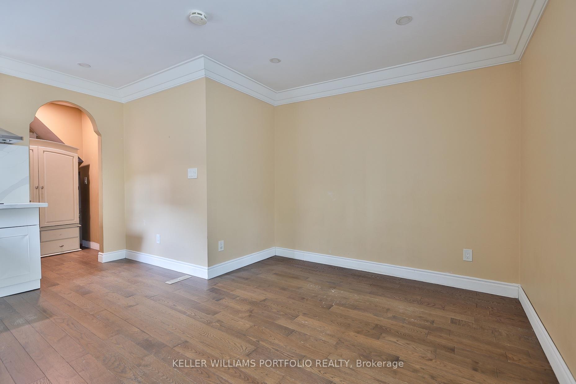 Photo 13 of 106 Clovelly Avenue, Toronto, Oakwood Village — HOMEH