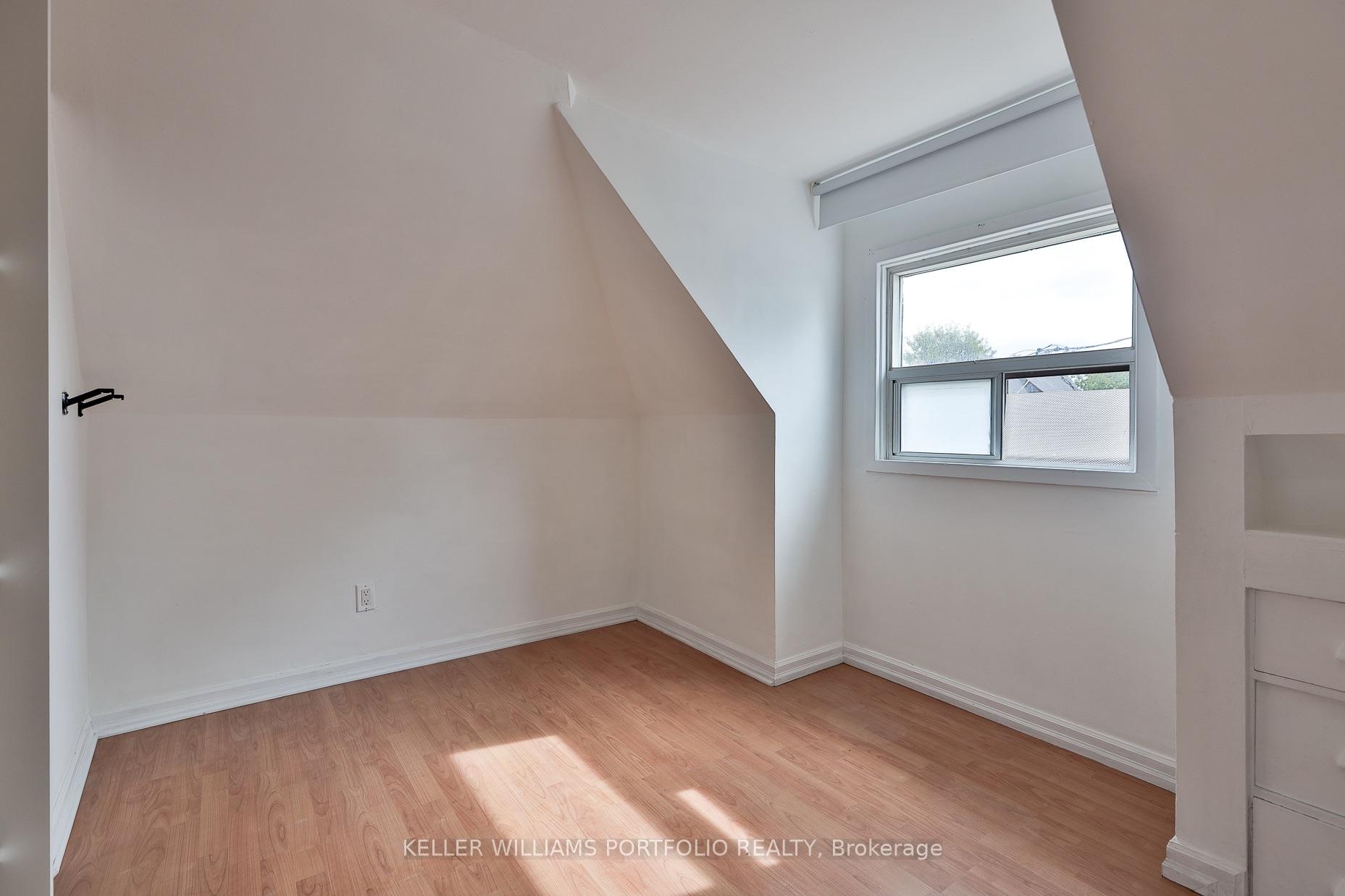 Photo 15 of 106 Clovelly Avenue, Toronto, Oakwood Village — HOMEH