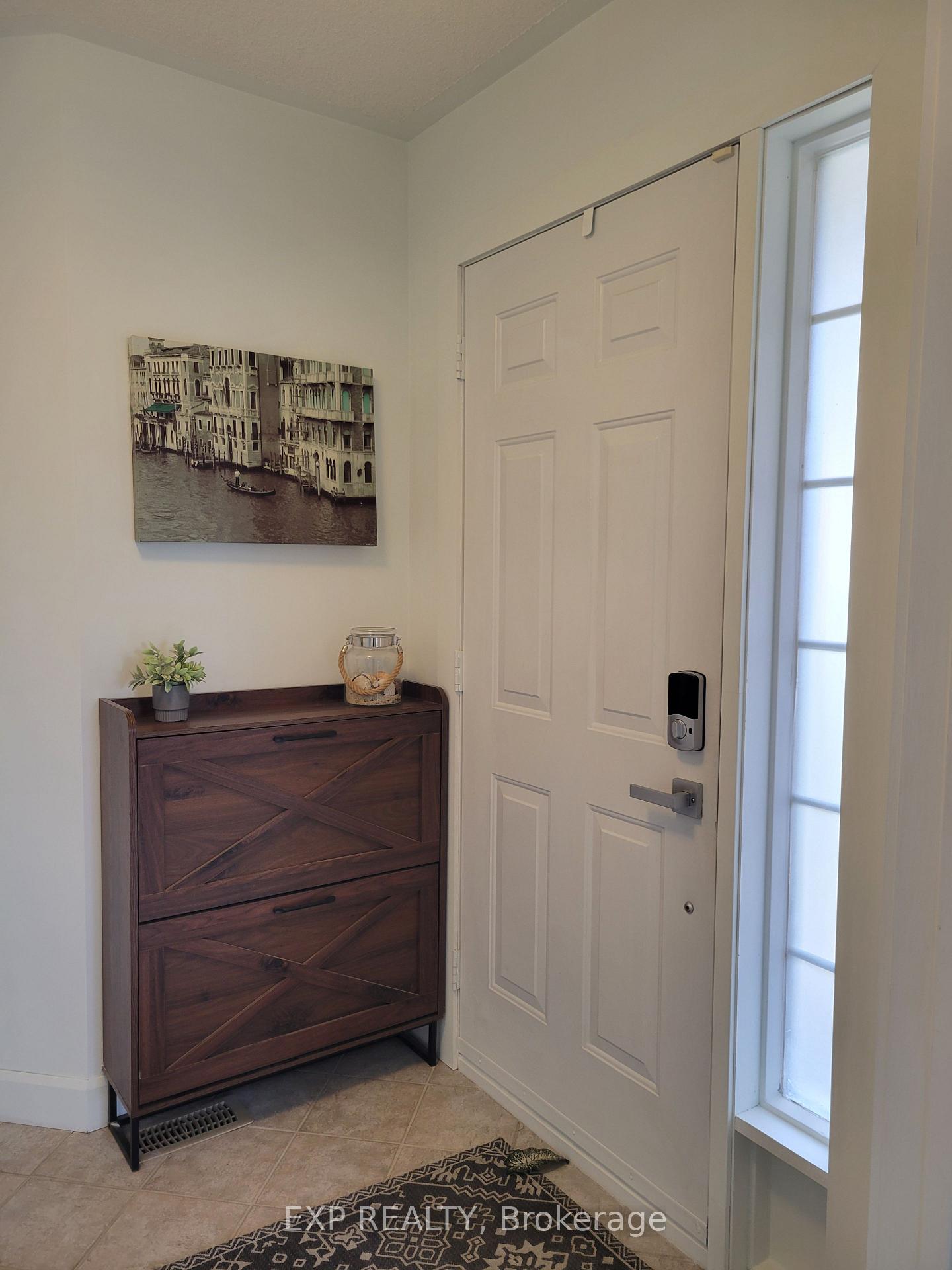 Photo 16 of 74 Buchanan Street, Barrie, Grove East — HOMEH