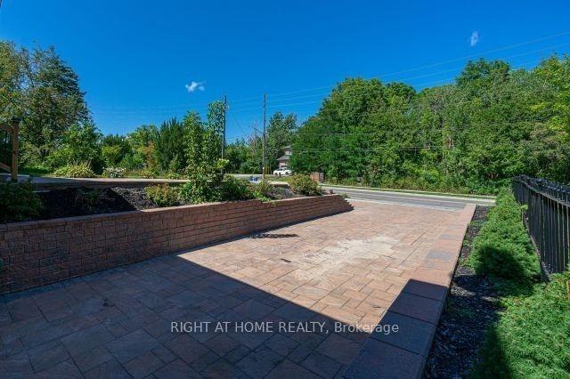 Photo 5 of Unit Main, 52 Eagle Street, Newmarket, Central Newmarket — HOMEH