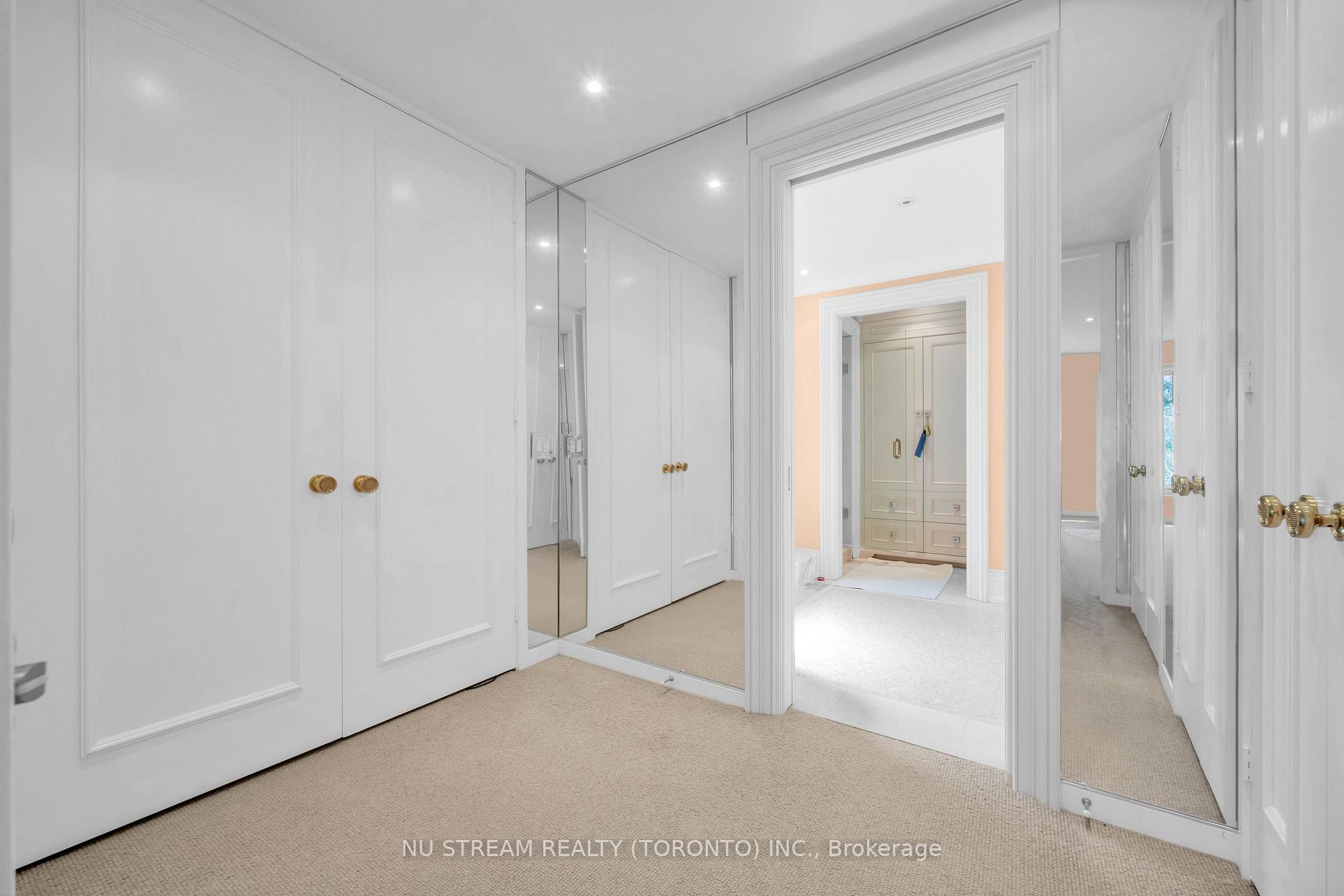 Photo 27 of 35 Penwood Crescent, North York, Banbury-Don Mills — HOMEH