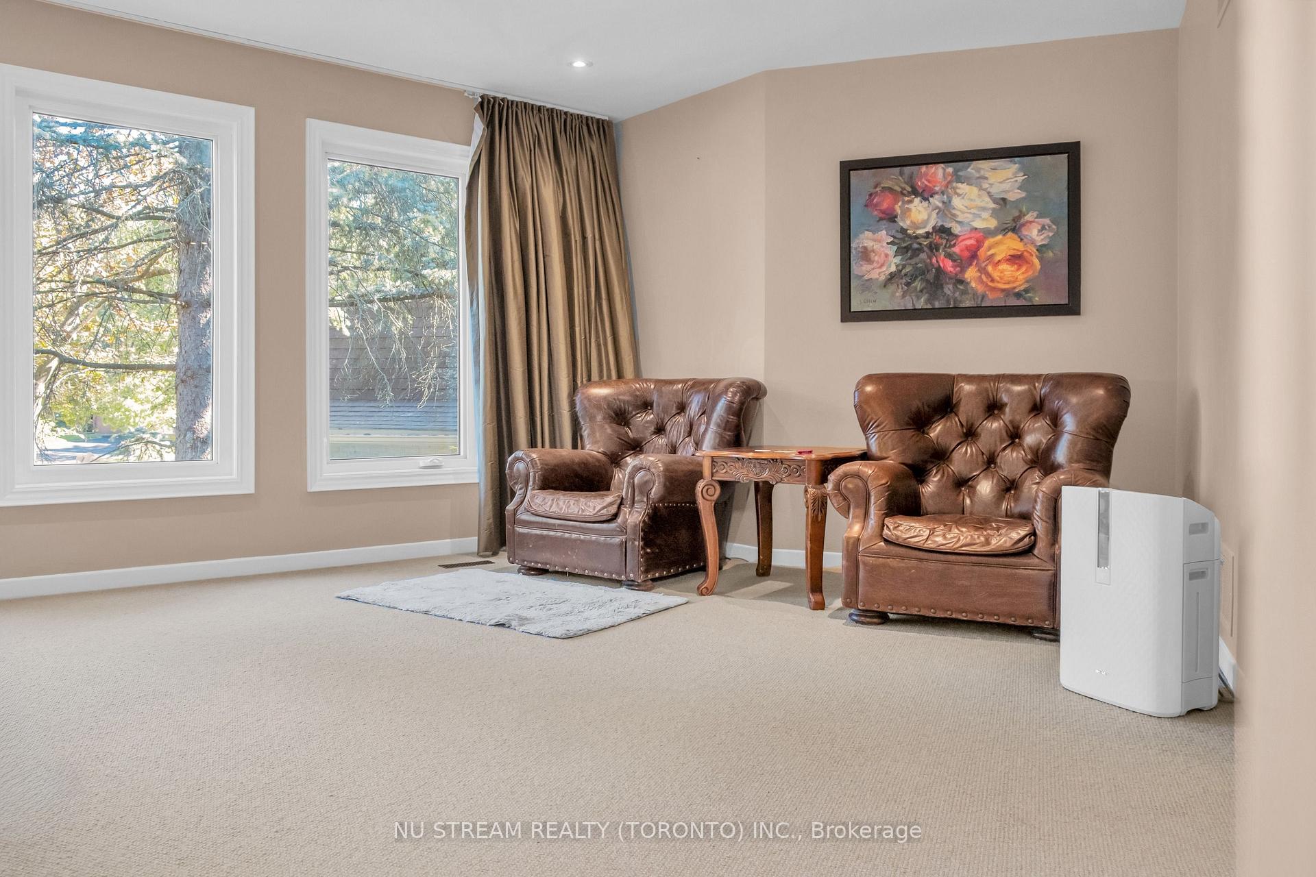 Photo 46 of 35 Penwood Crescent, North York, Banbury-Don Mills — HOMEH