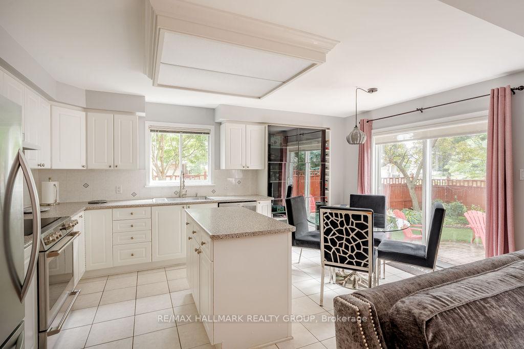 Photo 13 of 62 Wittingham Drive, Ottawa, Barrhaven East — HOMEH
