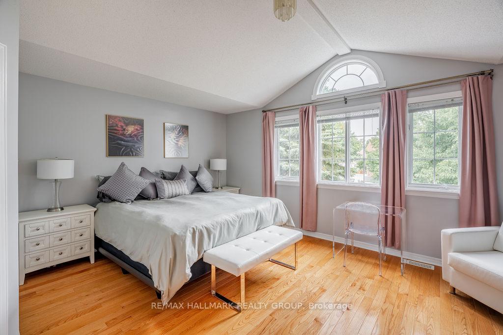 Photo 21 of 62 Wittingham Drive, Ottawa, Barrhaven East — HOMEH