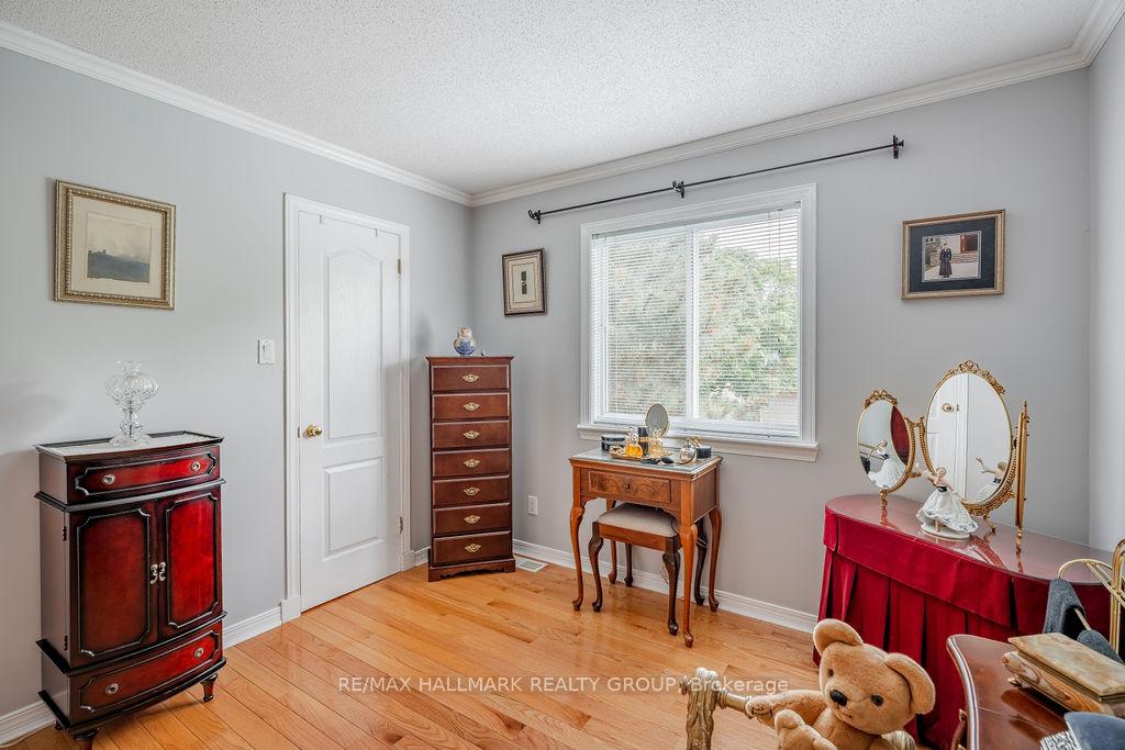 Photo 33 of 62 Wittingham Drive, Ottawa, Barrhaven East — HOMEH