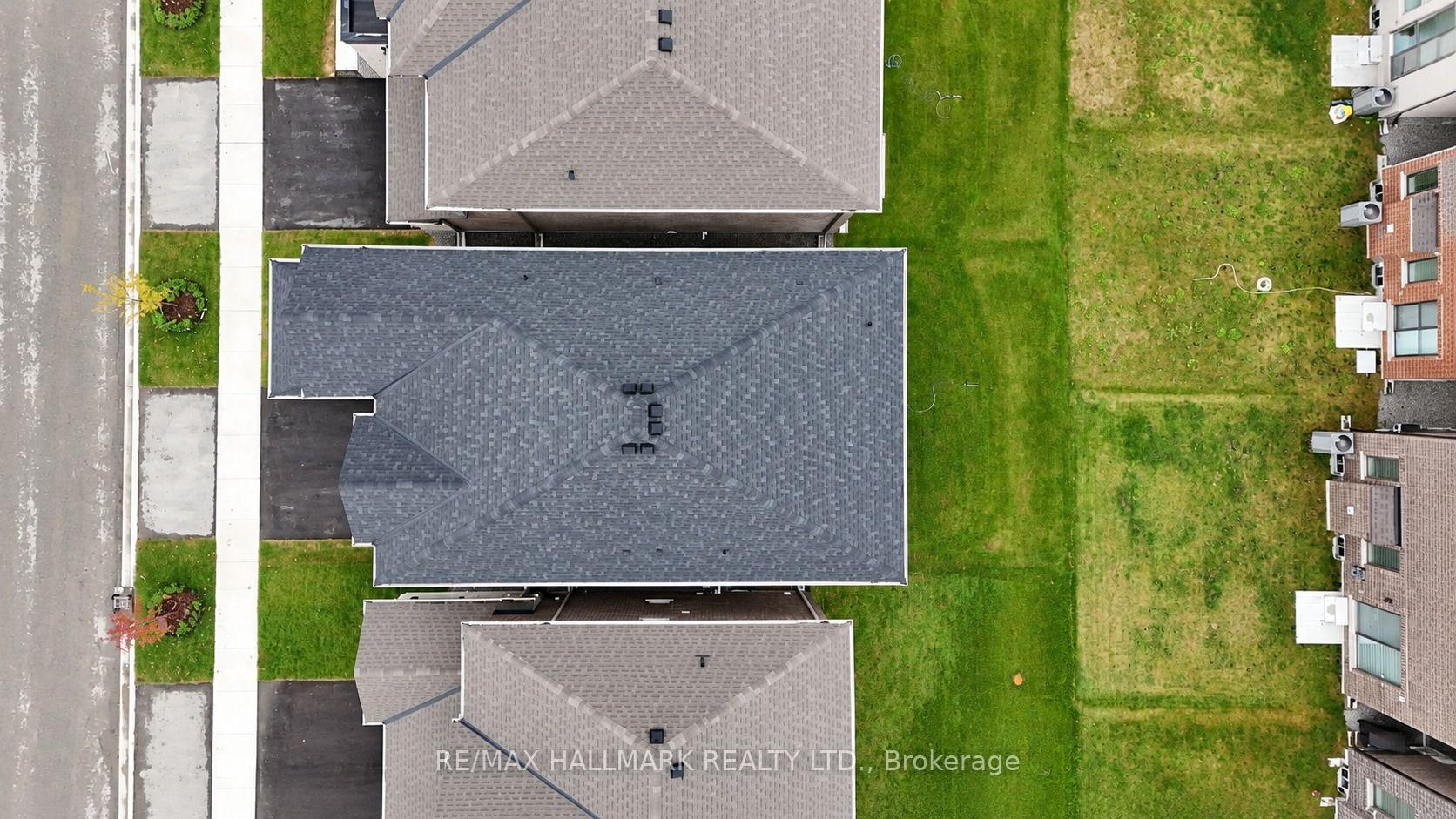 Photo 4 of 84 Gretzky Avenue, Barrie, Rural Barrie Southeast — HOMEH