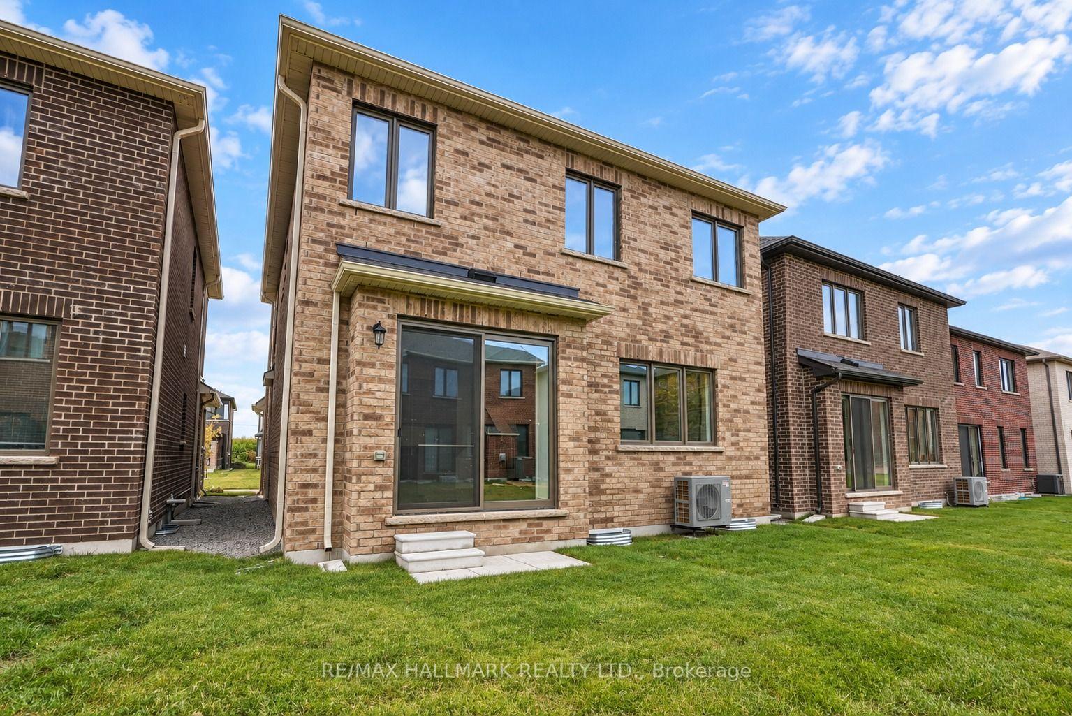 Photo 45 of 84 Gretzky Avenue, Barrie, Rural Barrie Southeast — HOMEH