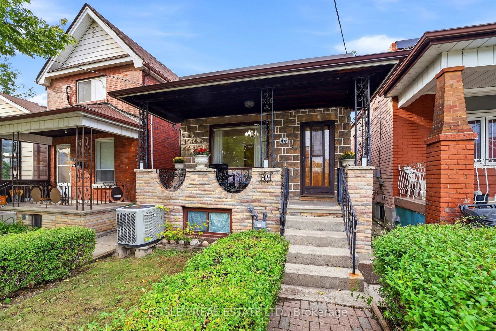 Photo 2 of 44 Conway Avenue, Toronto, Oakwood Village — HOMEH
