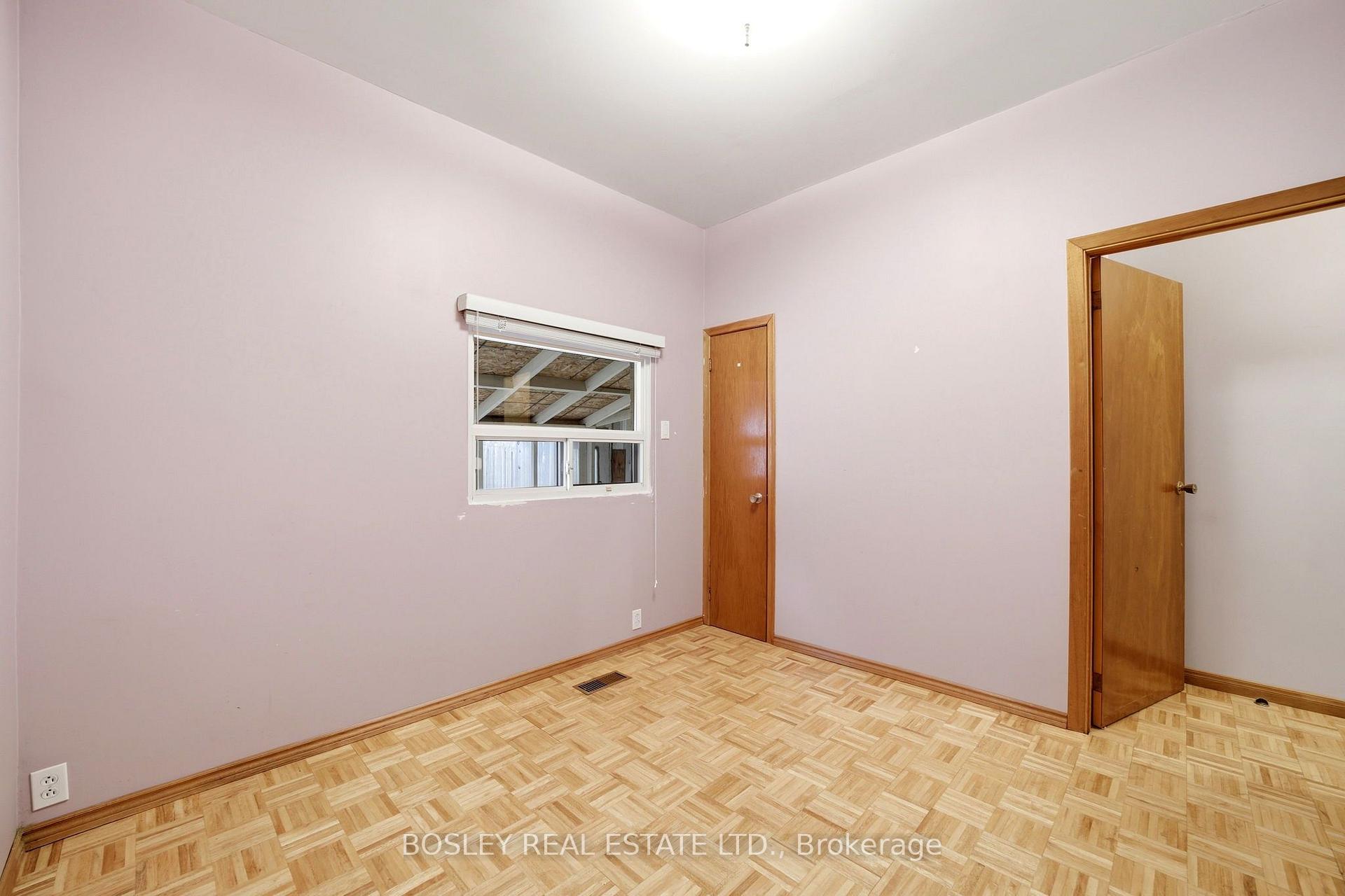 Photo 19 of 44 Conway Avenue, Toronto, Oakwood Village — HOMEH