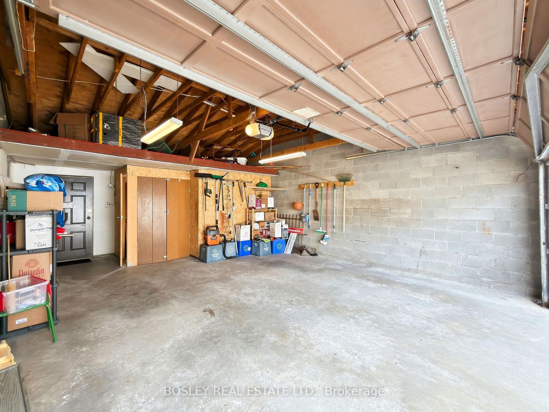 Photo 35 of 44 Conway Avenue, Toronto, Oakwood Village — HOMEH