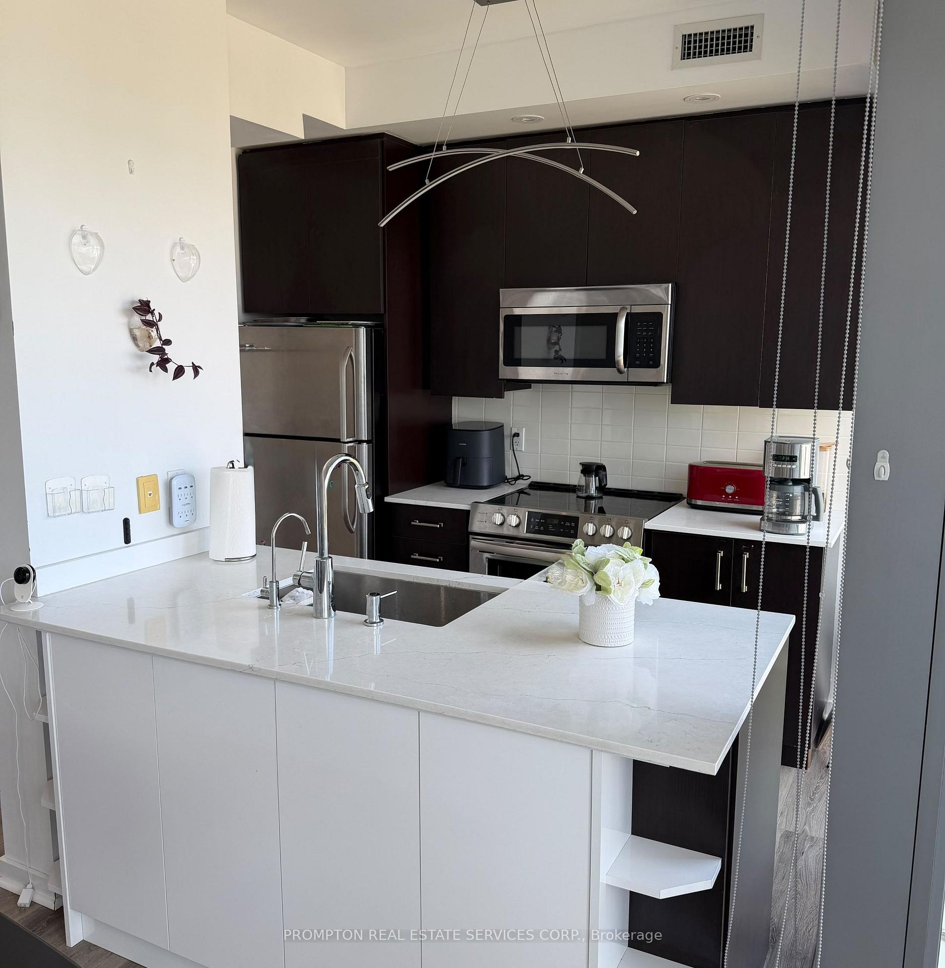 Photo 5 of Unit 3011, 105 The Queensway, Toronto, High Park-Swansea — HOMEH