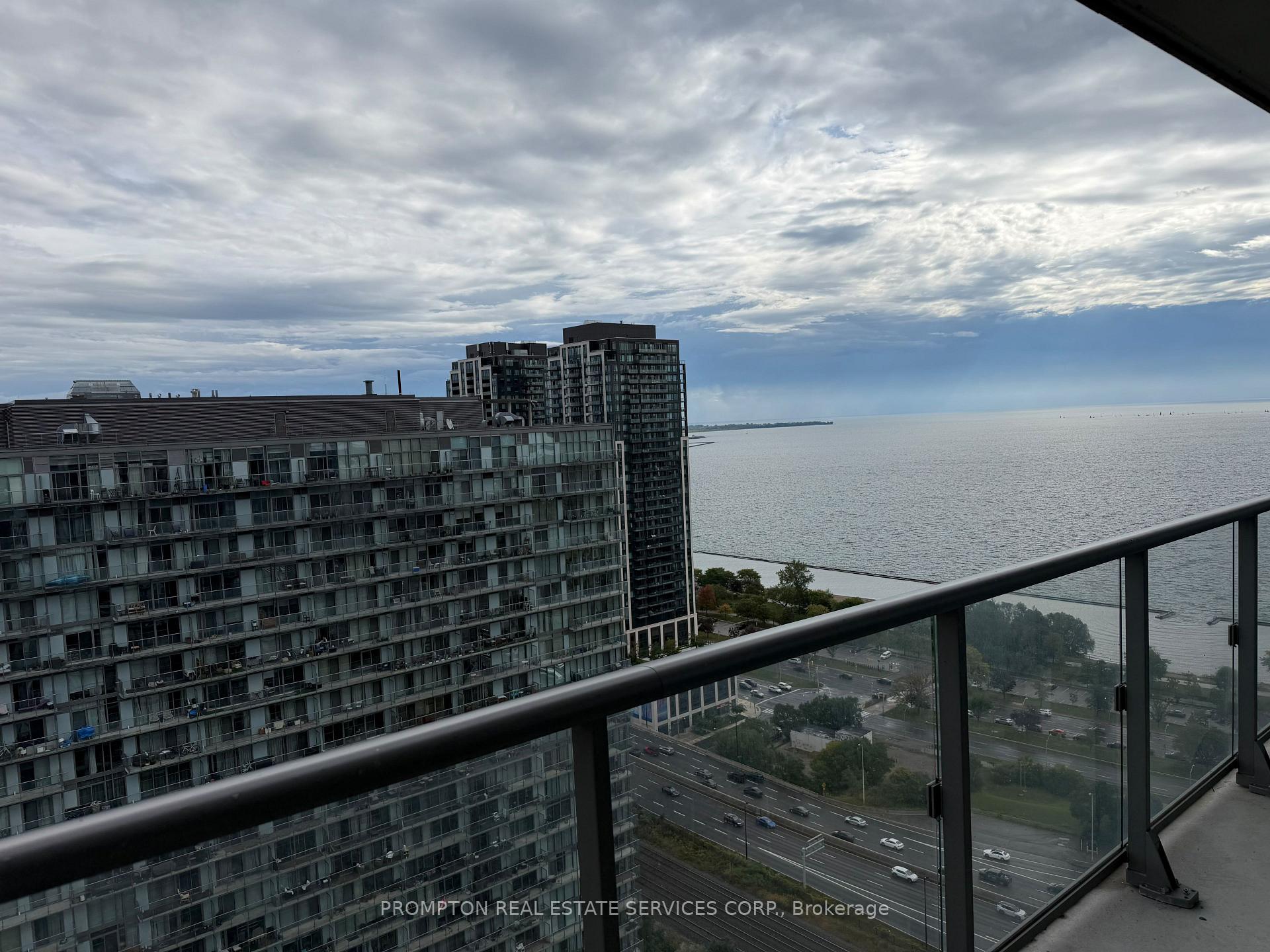 Photo 6 of Unit 3011, 105 The Queensway, Toronto, High Park-Swansea — HOMEH