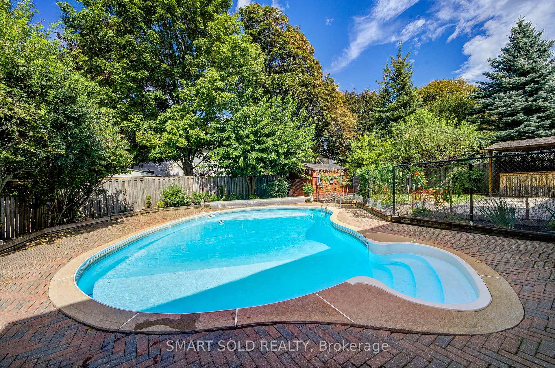 Photo 2 of 24 Hamilton Hall Drive, Markham, Markham Village — HOMEH