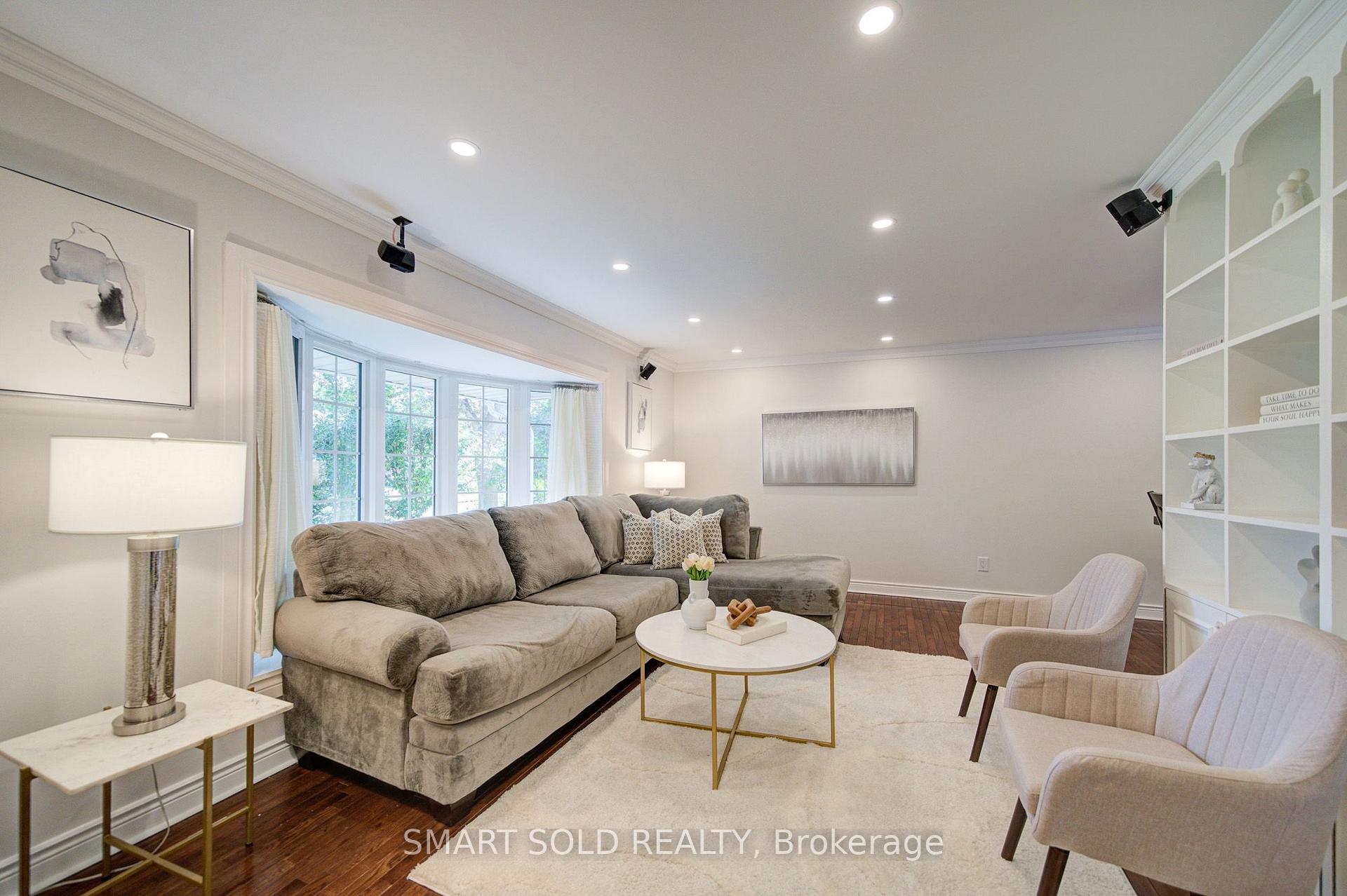 Photo 8 of 24 Hamilton Hall Drive, Markham, Markham Village — HOMEH