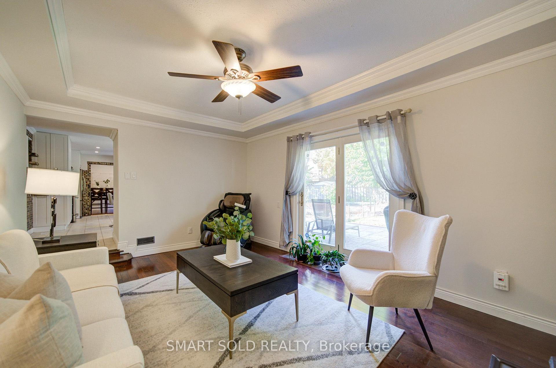 Photo 16 of 24 Hamilton Hall Drive, Markham, Markham Village — HOMEH