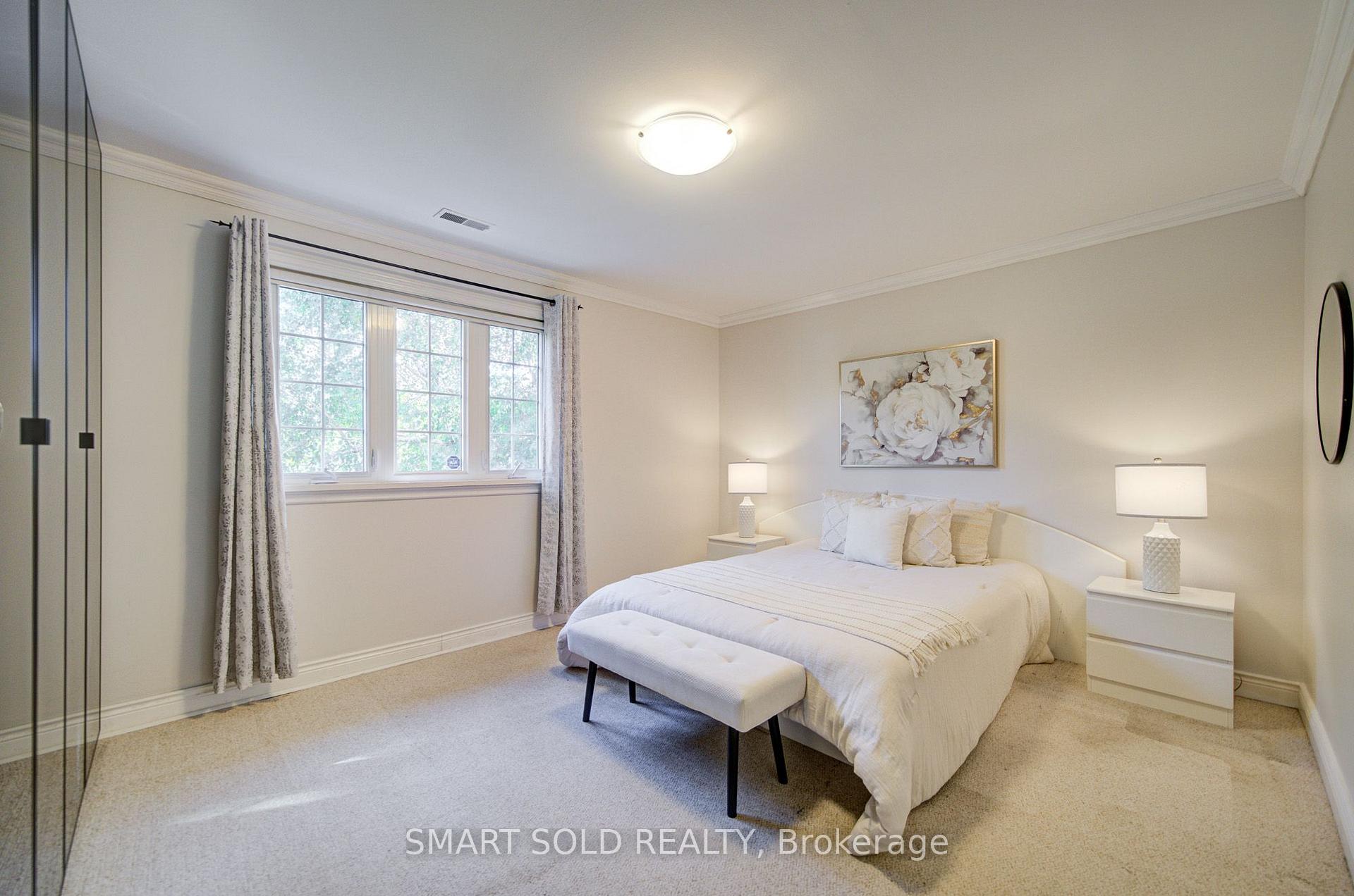 Photo 17 of 24 Hamilton Hall Drive, Markham, Markham Village — HOMEH