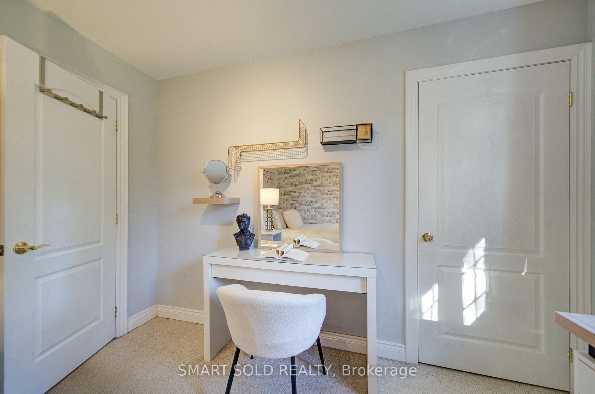 Photo 23 of 24 Hamilton Hall Drive, Markham, Markham Village — HOMEH