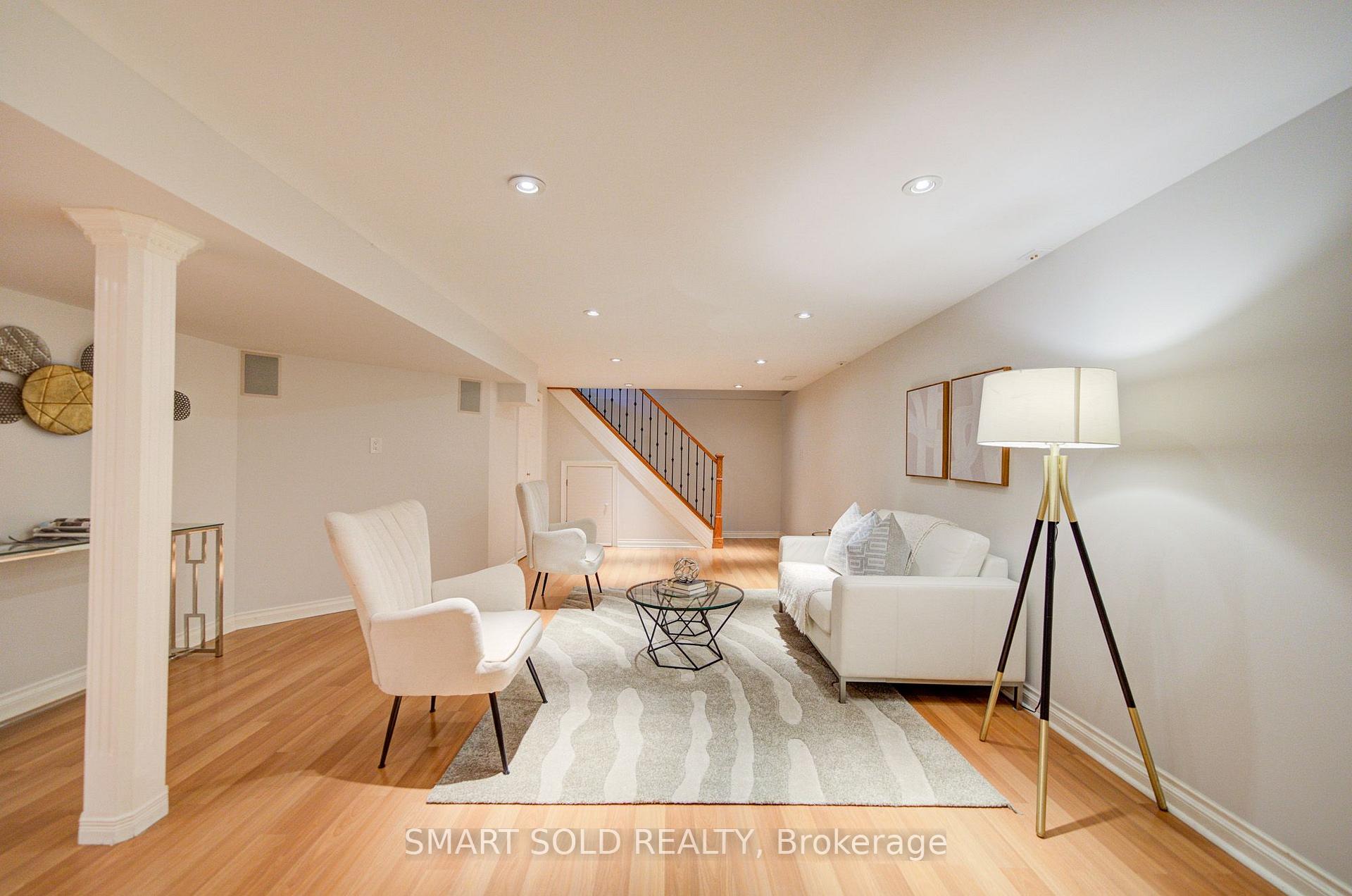 Photo 26 of 24 Hamilton Hall Drive, Markham, Markham Village — HOMEH