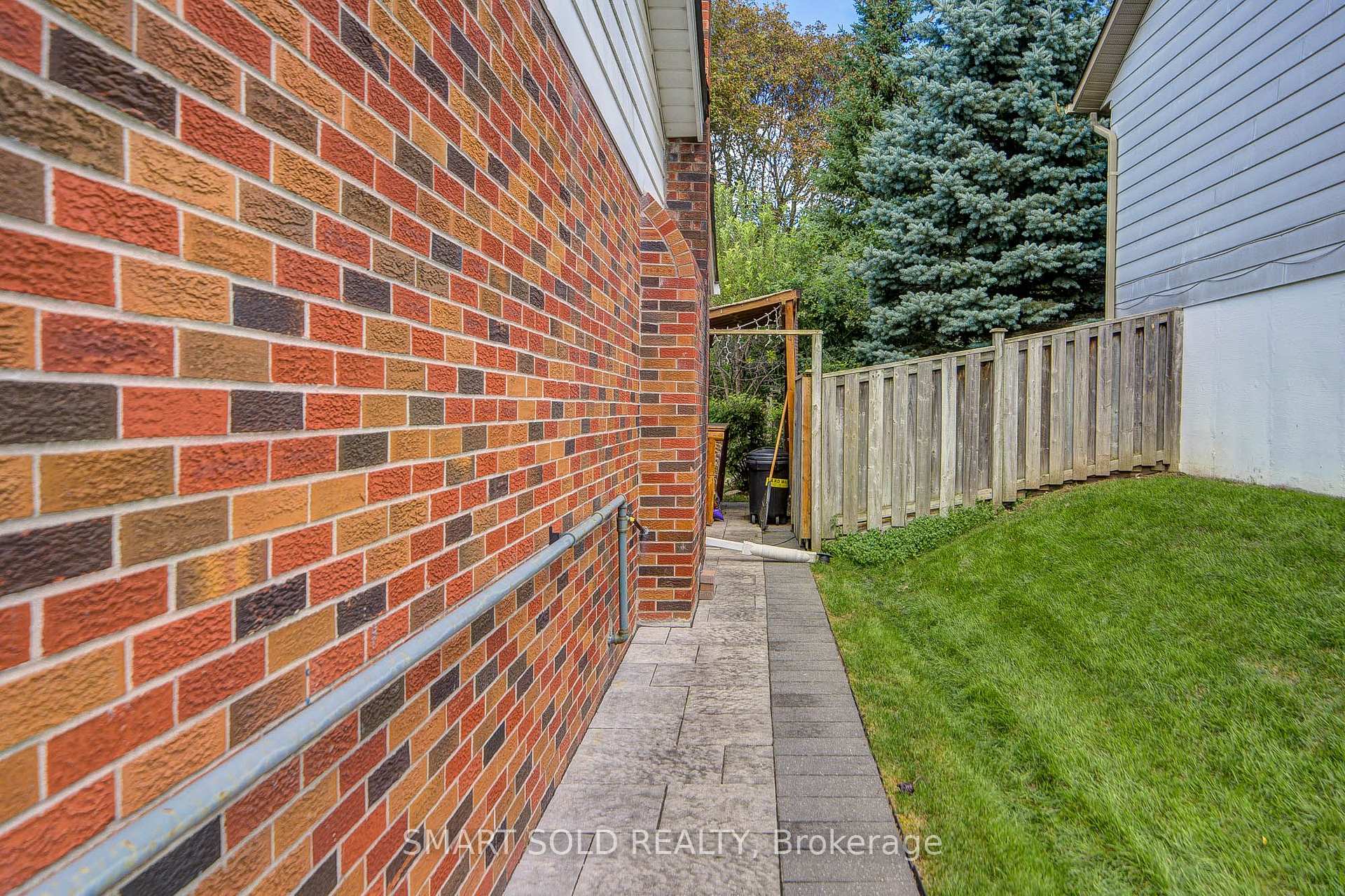 Photo 29 of 24 Hamilton Hall Drive, Markham, Markham Village — HOMEH
