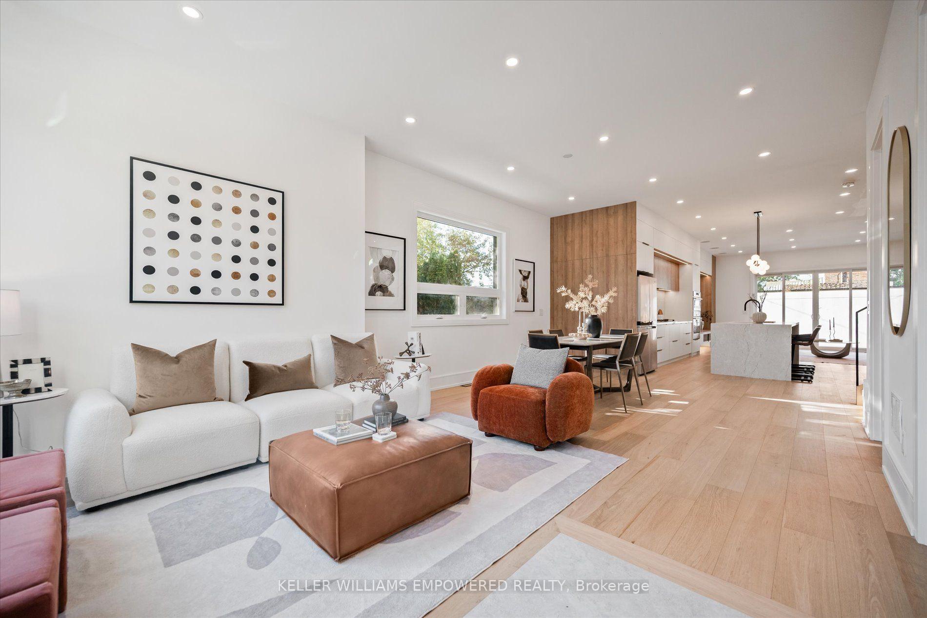 Photo 5 of 16 Trenton Avenue, Toronto, Woodbine-Lumsden — HOMEH