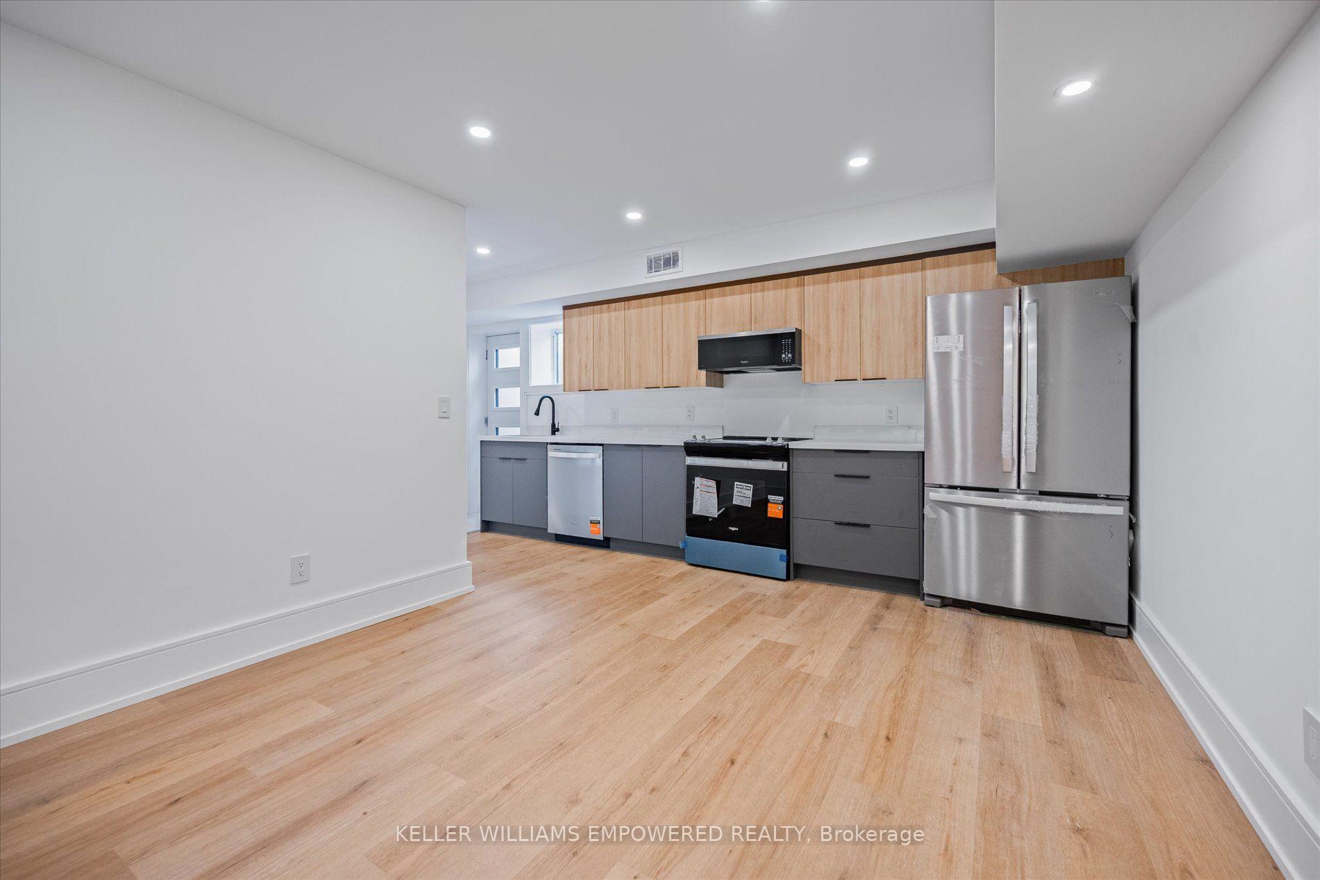 Photo 43 of 16 Trenton Avenue, Toronto, Woodbine-Lumsden — HOMEH